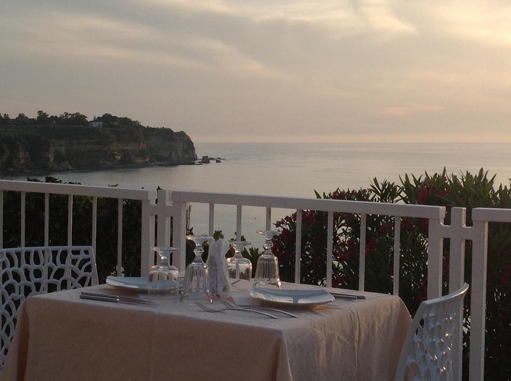 Hotel Valemare Tropea Kültér fotó